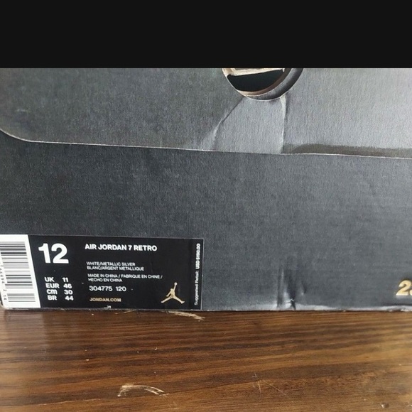 Jordan sneakers - Picture 3 of 3